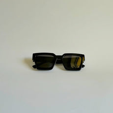 model 21 Black