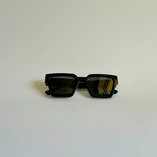 model 21 Black