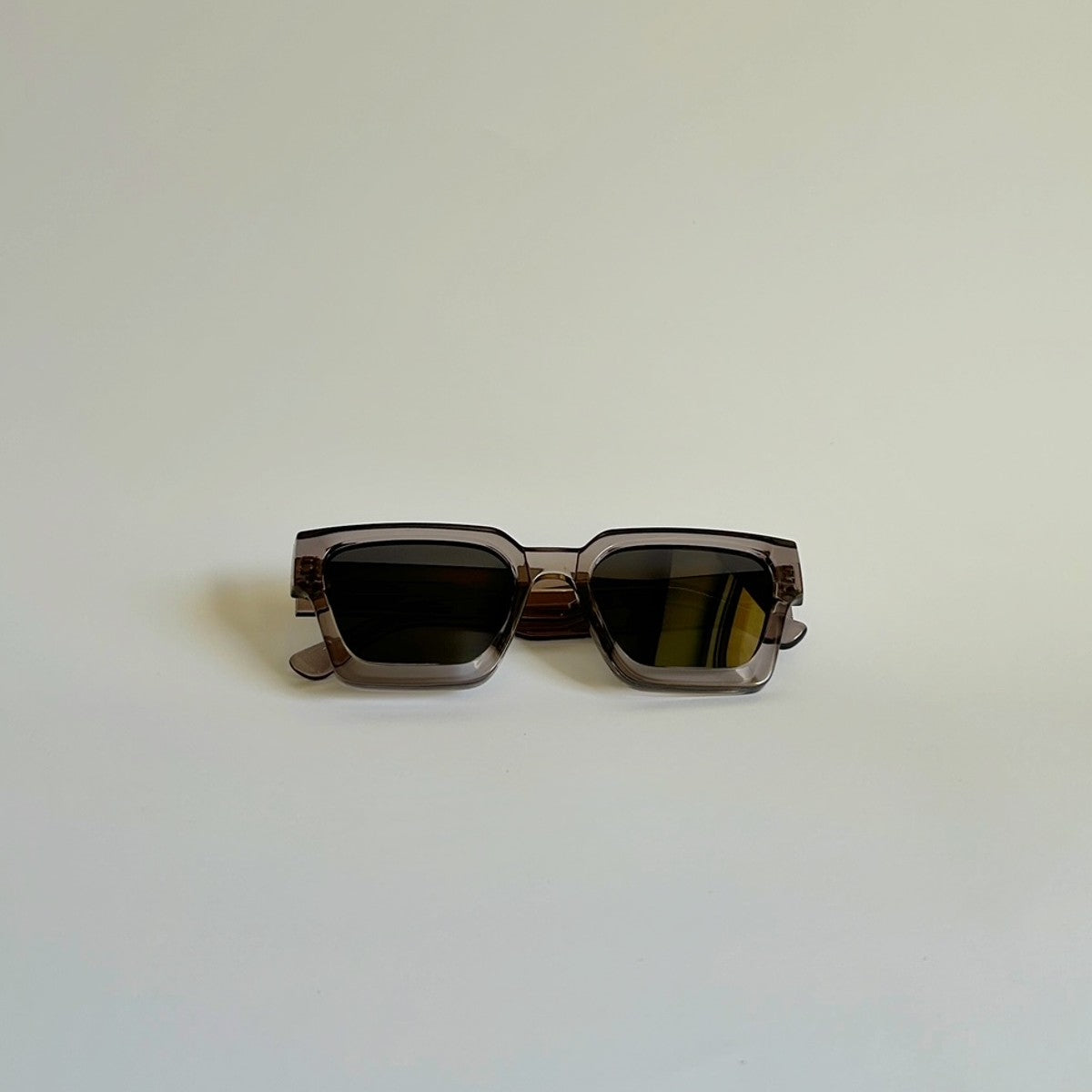 model 21 Grey